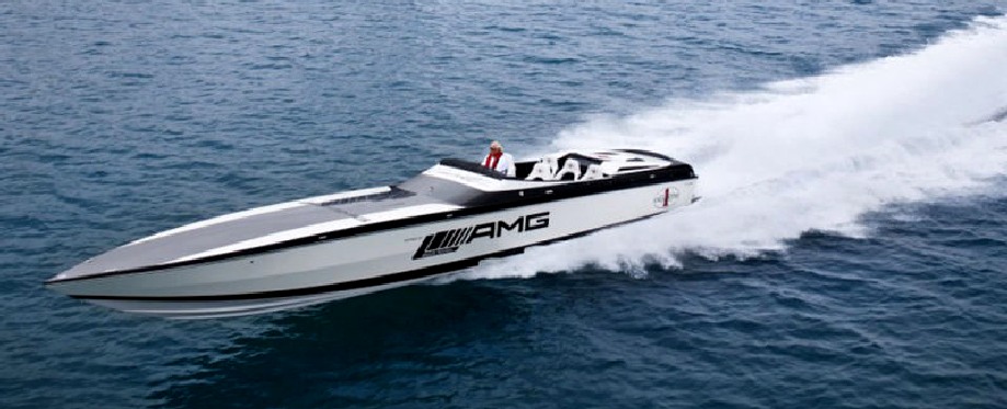 AMG Mercedes electric offshore powerboat at speed