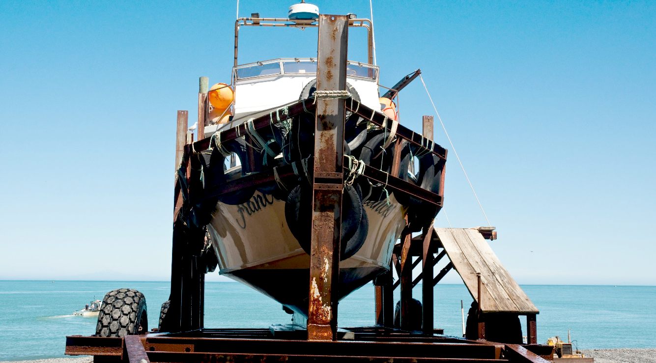 NGAWI BEACH LAUNCHED FISHING BOATS, NEW ZEALAND MEDIA REVIEW