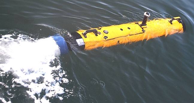 Bluefin 9 AUV autonomous robot