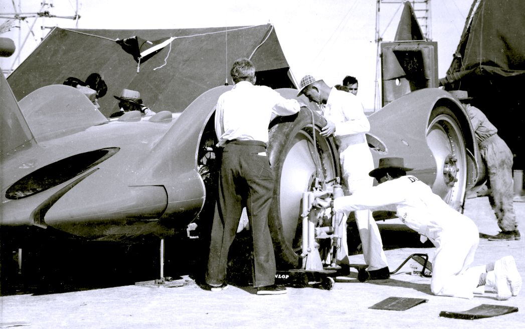 Changing a wheel on the CN7 at Lake Eyre