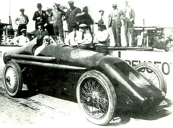 Double Duesenberg Tommy Miller Daytona Beach 1920 199.51 kmh