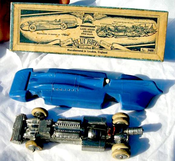 A very well detailed model of the Campbell Railton Blue Bird