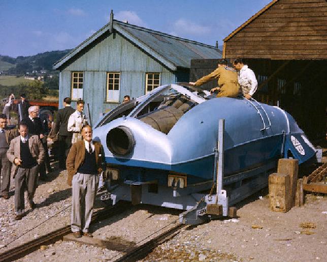 Sir Malcolm and his K4 jet powered Blue Bird boat in 1947