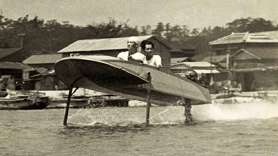 Kotaro Horiuchi and his three point hydrofoil