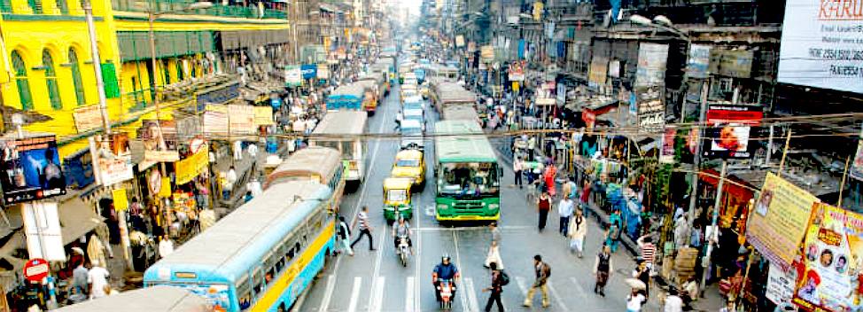 A busy clutter on the streets in India